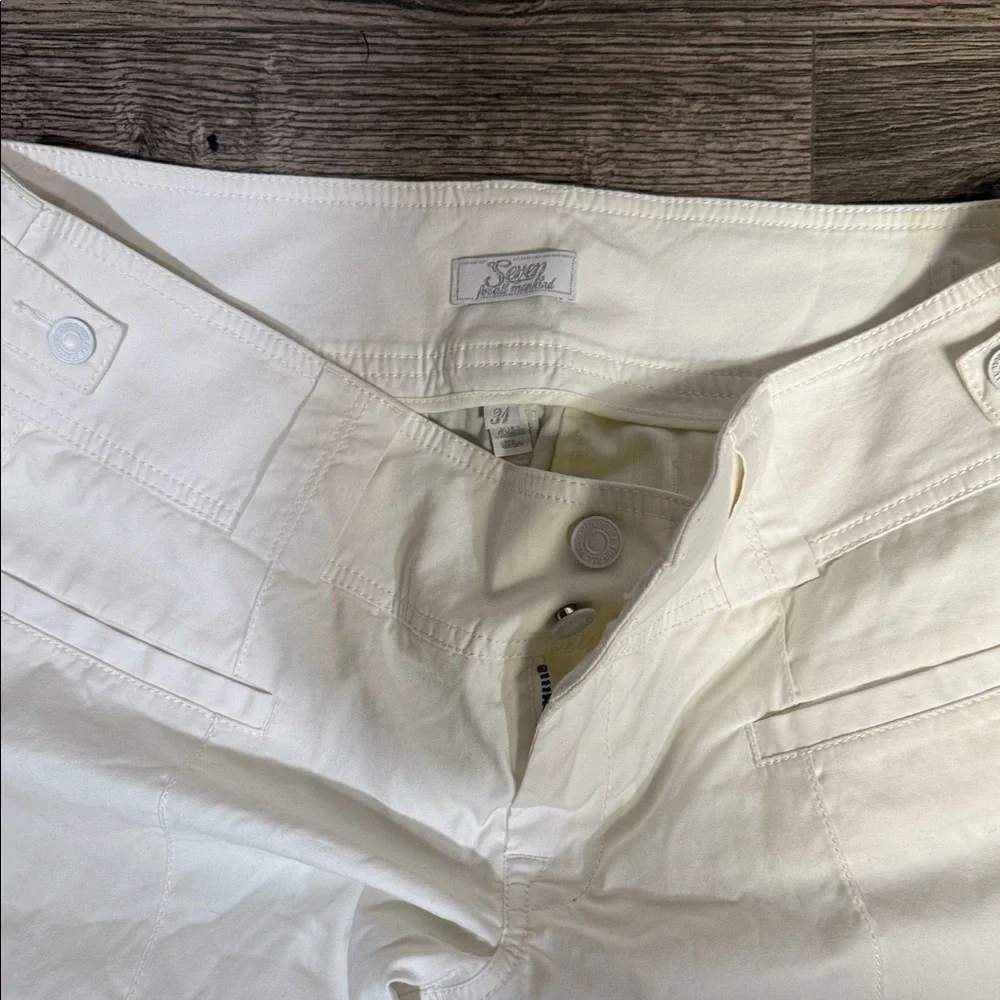 7 For All Mankind White Women's Shorts
